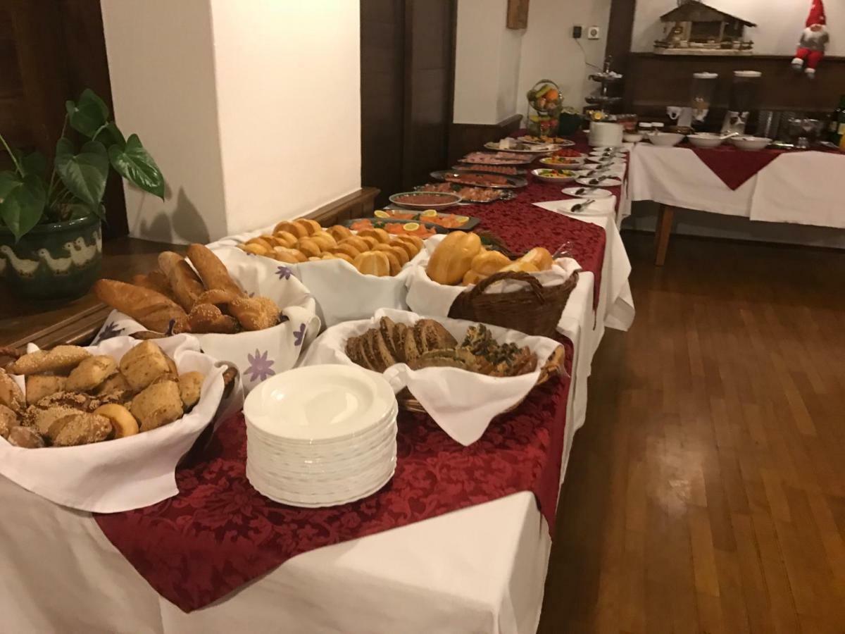 Gasthof Wagner Restaurant-Pension Halbenrain ภายนอก รูปภาพ