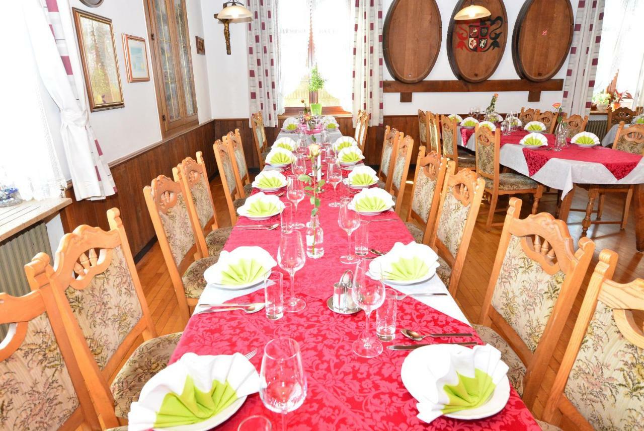 Gasthof Wagner Restaurant-Pension Halbenrain ภายนอก รูปภาพ