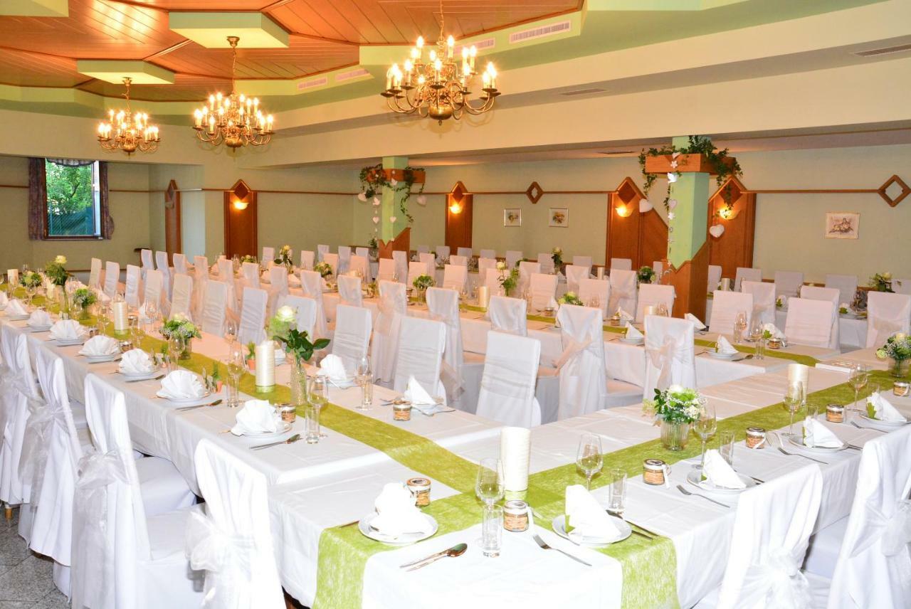 Gasthof Wagner Restaurant-Pension Halbenrain ภายนอก รูปภาพ